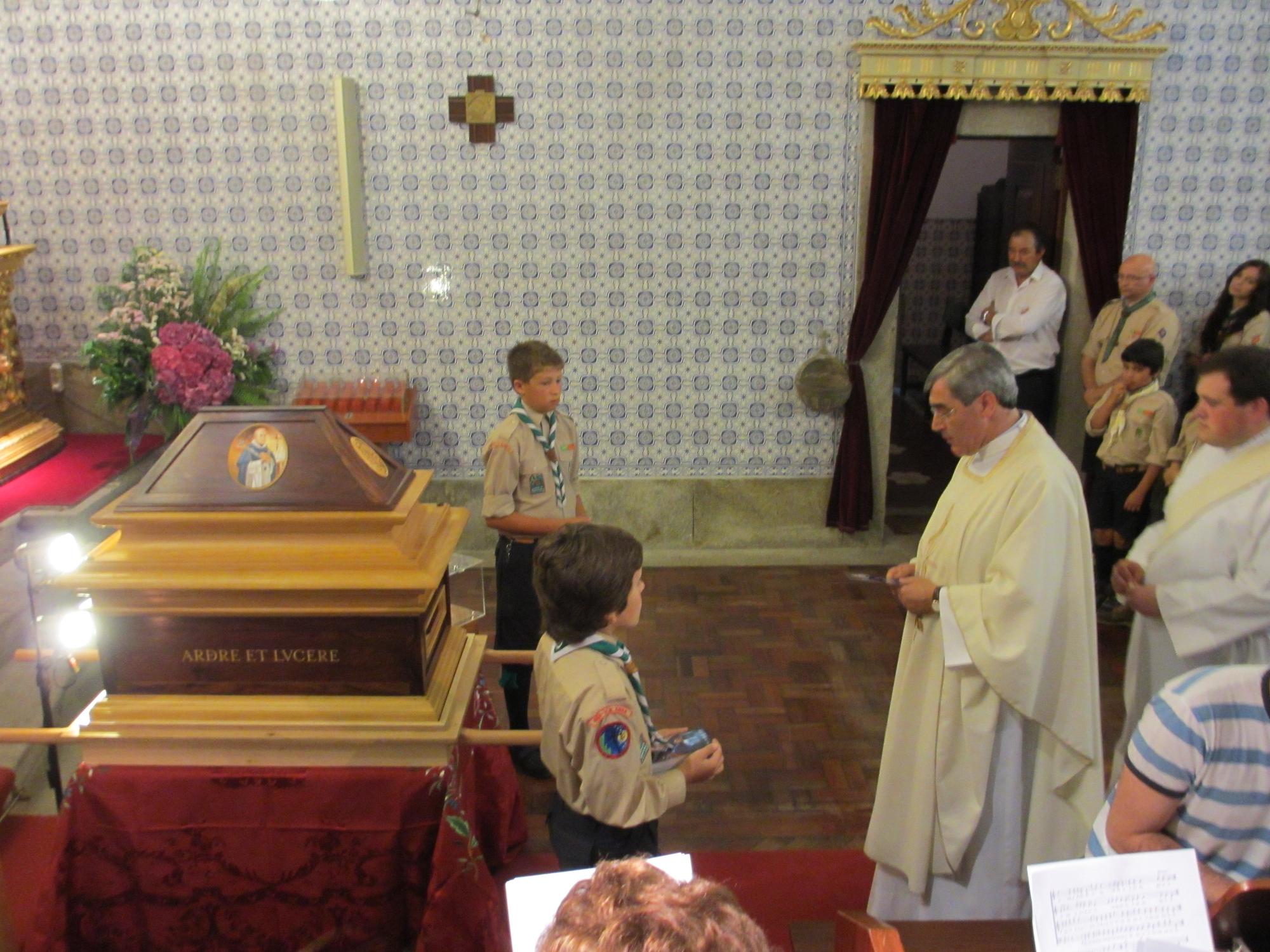 Presença das Relíquias do Beato Frei Bartolomeu dos Mártires em Vila Nova de Anha